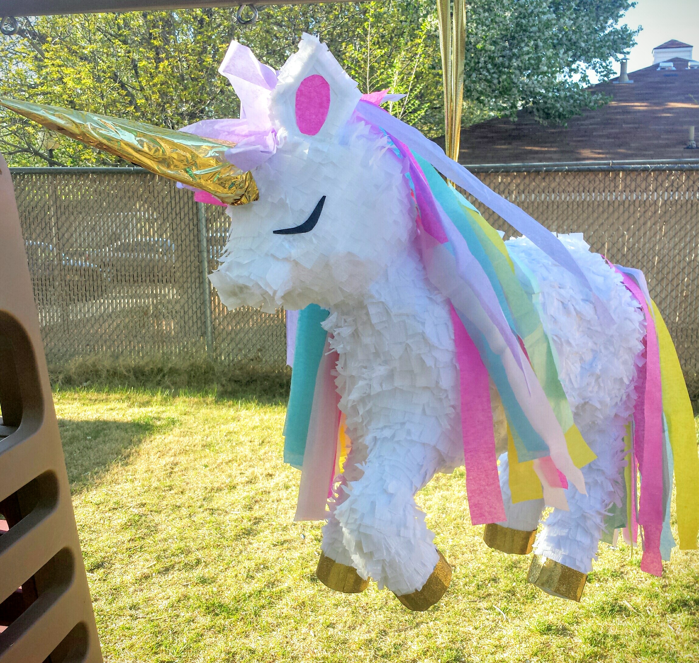 rainbow unicorn - Piñata Boy